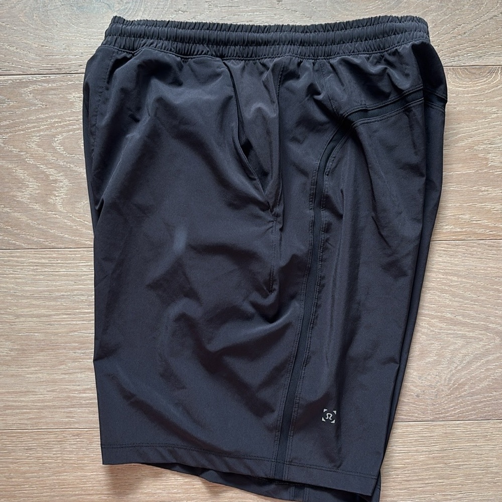 Lululemon Pace Breaker Lined shorts 9” size Medium - make offer